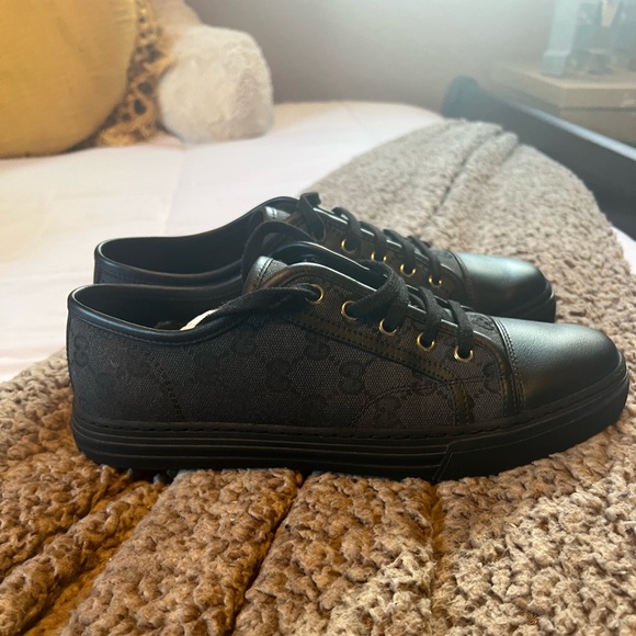 Men’s Gucci GG Canvas Low 'Grey Black' - Size 6 US / Size 39.5 EU - Picture 6 of 8